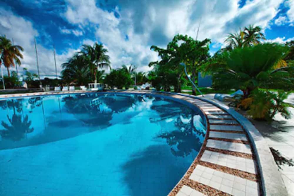 Barrudada Tropical Hotel Santarém Esterno foto